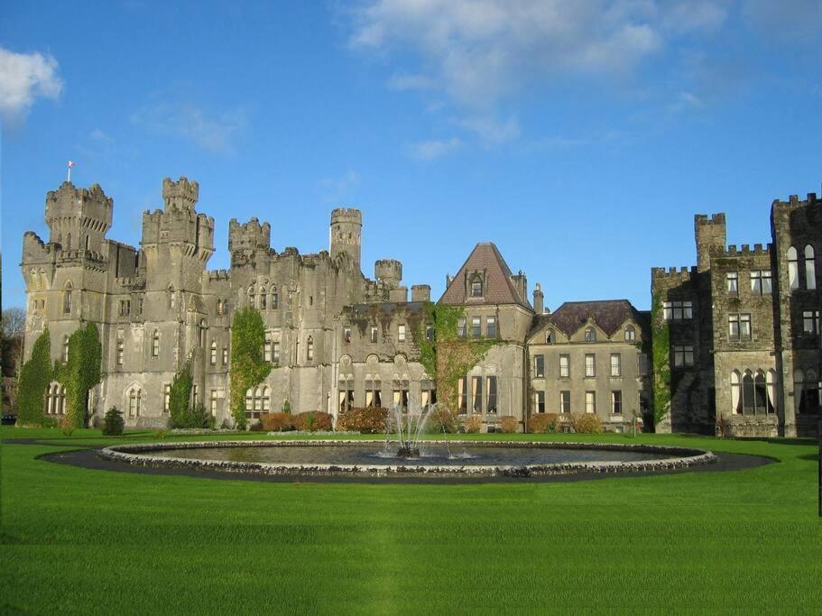 Clonbur House - One Bedroom Apartment Galway Dış mekan fotoğraf